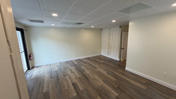 Beauty Suites For Rent East Greenwich, R.I (1st month FREE)