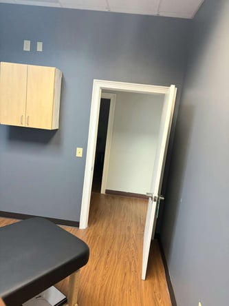 Suite/ room for Massage or Acupuncture