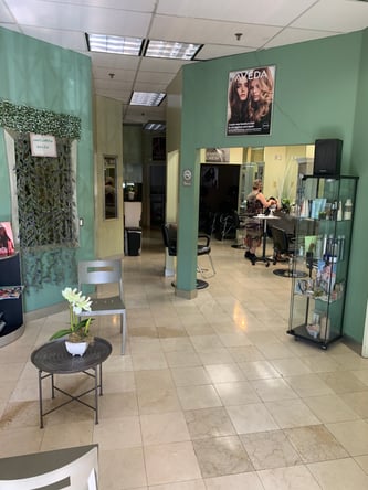 Established Salon & Spa for Sale: Santa Ana – 3 Private Rooms + 4 Stations + Office + Private BR