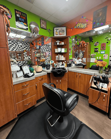 Sola Salon Studios in Knoxville, TN – Salon Suite for Rent
