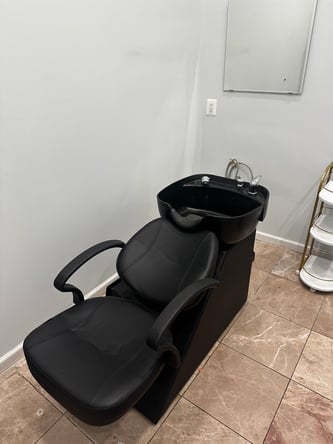 Hair Station for Rent