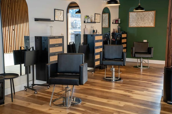 Salon Chair for Rent – Full Time