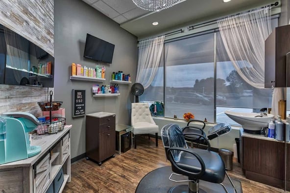 Salons by JC in Burnsville, MN – Salon Suite for Rent