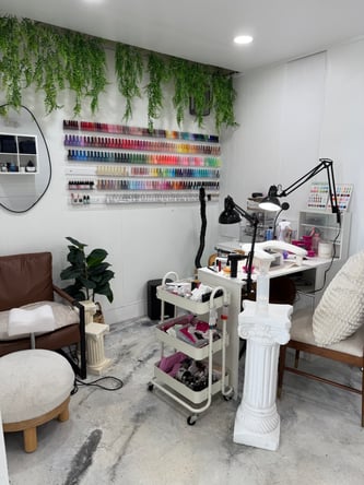 Private Beauty Room for Rent – $900/Month – North Miami Beach