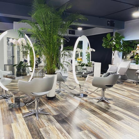 Long Beach Salon Booth Rent/Room/Nail Station