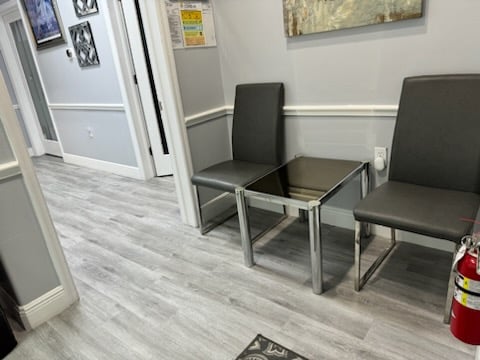 Perfect location, Wesley Chapel Salon Suite Available