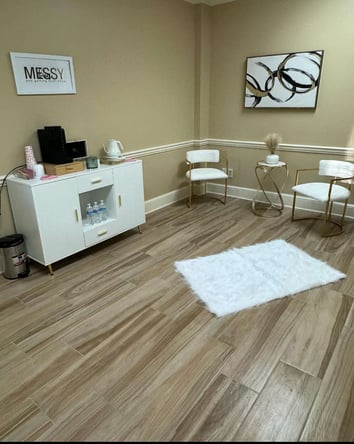 Salon Suites in Roswell Ga