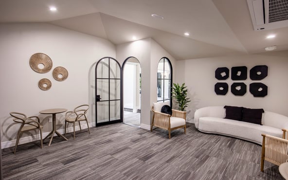 Window Suites for Beauty Pros in La Jolla Village
