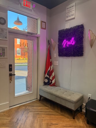 Lady’s Nail Salon, chair/desk