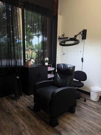 Private Salon Suites Available in Richardson | TRU Studios