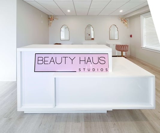 Lash/Esthetics&Make Up Studio