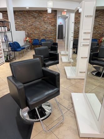 CHAIR RENTAL – $250/WEEK | PEMBROKE PINES, FL