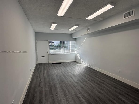 750 SF Private Space in Coral Gables — Ideal for Estheticians & Massage Therapists!