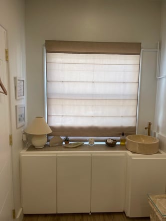 Gorgeous and newly updated room for rent right by the beach!!