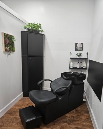 Semi Private Booth for Rent!