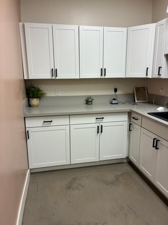 Salon Stations + Private Beauty Suite Available | East Sacramento