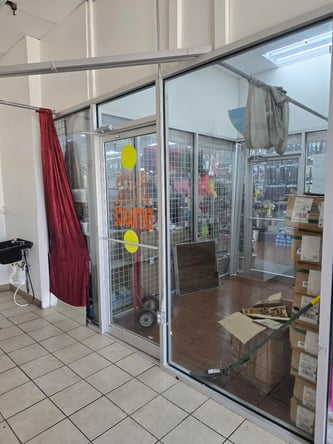Braiding Space for Lease – Prime Beauty Location
