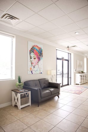 Spacious, Customizable Private Salon Suite in Cypress, TX – Great Natural Light