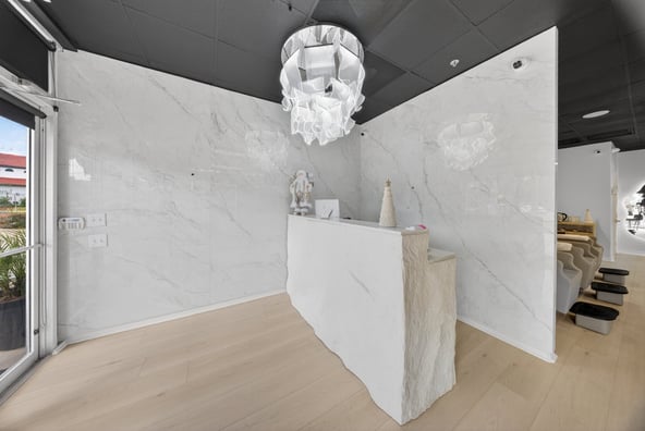 Booth Rental Opportunity in prime location in Houston, TX! 💇‍♀️✨
