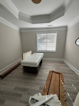 Private Treatment Room in Wellness Spa | Sink, WiFi & Parking Included