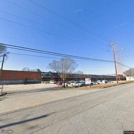 Sola Salon Studios in Atlanta, GA – Salon Suite for Rent