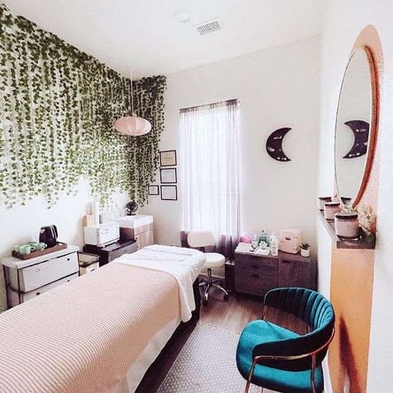 New Salon Suite Rental with Amenities in Georgetown, TX! Starting as low as $255/week
