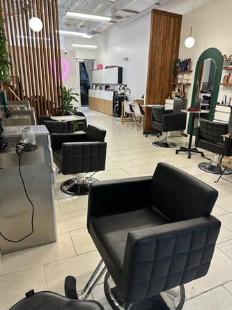 Salon Chair for Rent in Miramar