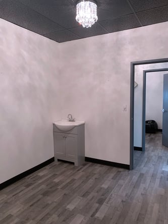 Full-Time & Part-Time Private Spa Room Rental