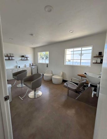 PRIVATE OFFICE SUITE Available for Beauty / Creative Professional looking for COMMUNITY!