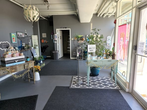 Salon – Prairie Crossing – Grayslake / Libertyville