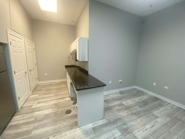 Private Salon Suites for Rent in Naperville!