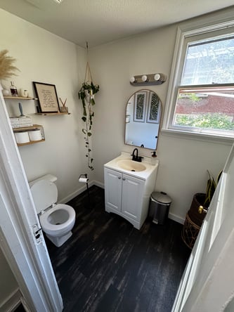 Private Studios & Professional Suites Esther Short Park