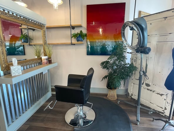Modern meets down to earth organic themed hair salon :booth rental