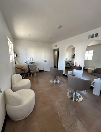 PRIVATE OFFICE SUITE Available for Beauty / Creative Professional looking for COMMUNITY!