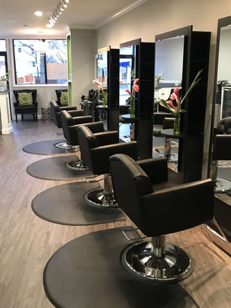 Be your own Boss in a beautiful, friendly Salon