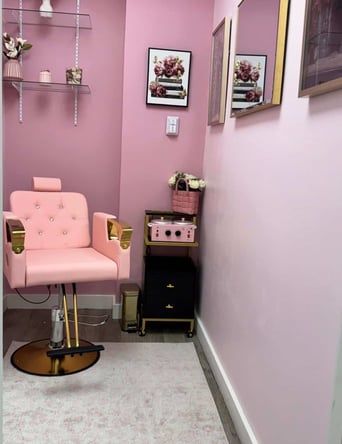 Elevate Your Beauty Business: Exclusive Booth Rentals in Kennebunk- Join Us Today!