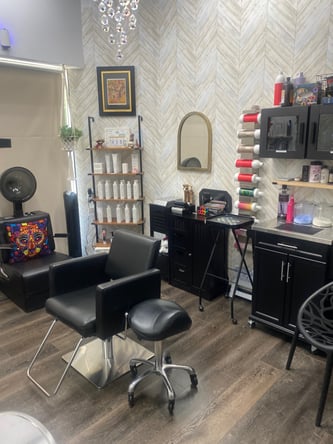 Now Renting Private Salon Suites on Ventra Blvd Woodland Hills Ca.