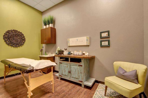 Looking for leasing the perfect space to Elevate your Beauty business in North Dallas/Plano area?