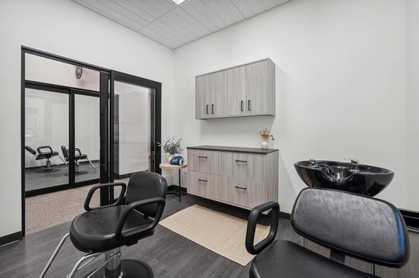 Sola Salon Studios in Greenville, SC – Salon Suite for Rent