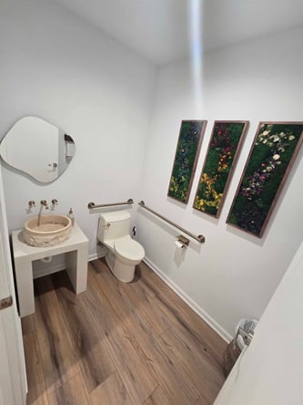 Salon Suites Available Now