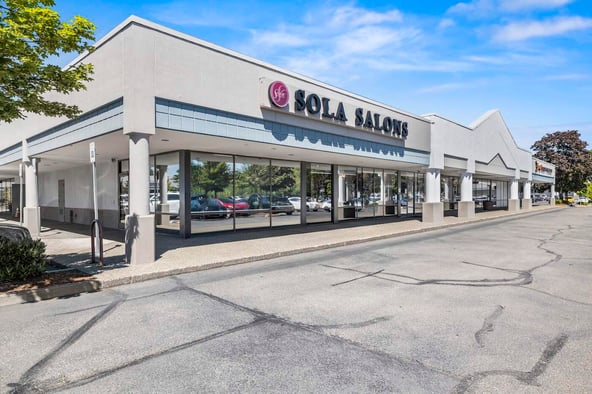 Sola Salon Studios in Beaverton, OR – Salon Suite for Rent