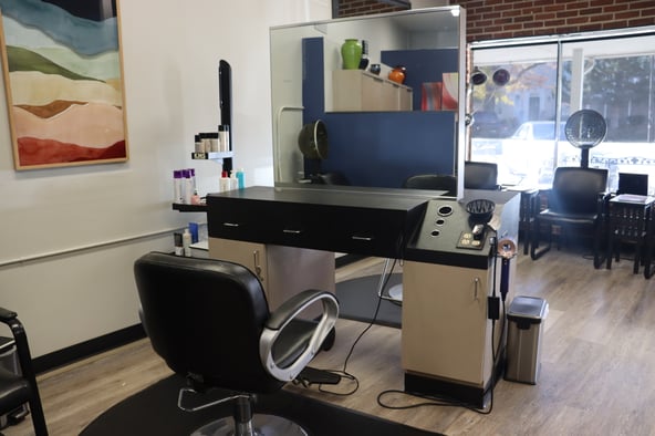 Booth renter wanted