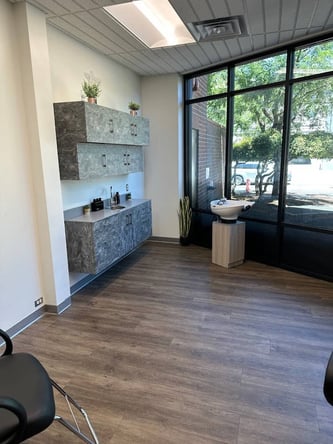 Sola Salon Studios in Santa Rosa, CA – Salon Suite for Rent