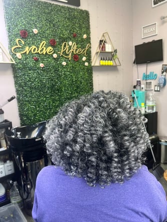 Sola Salon Studios in Williamsburg, VA – Salon Suite for Rent