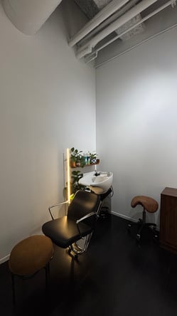 Hairstylist – private salon studio for rent