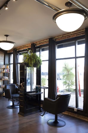 Station for rent @ Nicholas James & co in Midtown stl