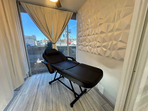 Hairstylists Booth Rent for a Special Low Price!