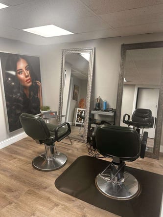 Professional Chair and Bed Rental for Wellness & Beauty Services in Allston, MA