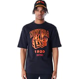New Era Ne Flag Flame Oversized Camiseta de manga corta negro