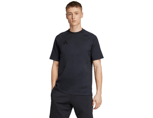 Produktgalerie, 1 of 4, adidas Tiro 25 Travel T-Shirt Schwarz